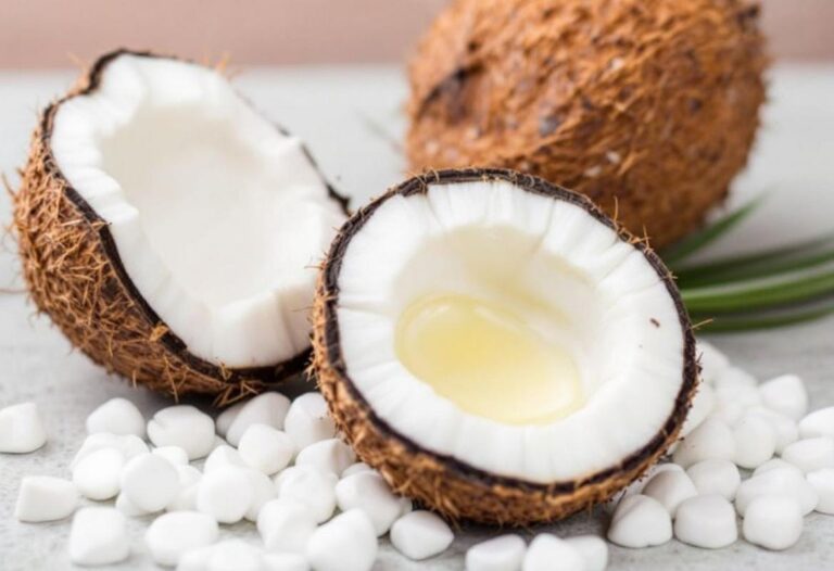 huile de coco - Un danger pour vos cheveux ?